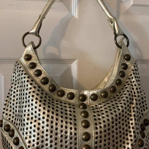 6. Danier Gold Leather Boho Bag - Vintage - Picture 3 of 9